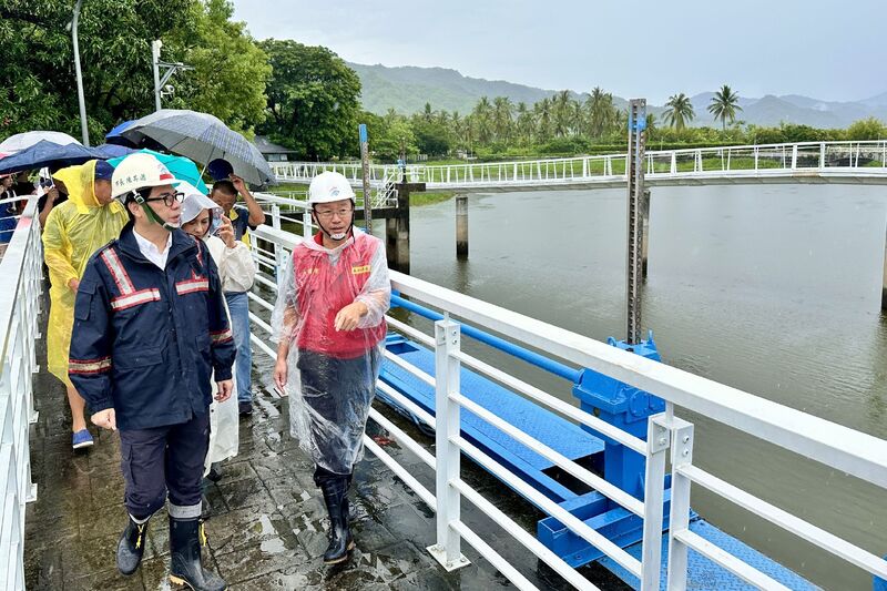 丹娜絲來襲！高雄7/6停班停課　公車、停車場、撤離區域懶人包