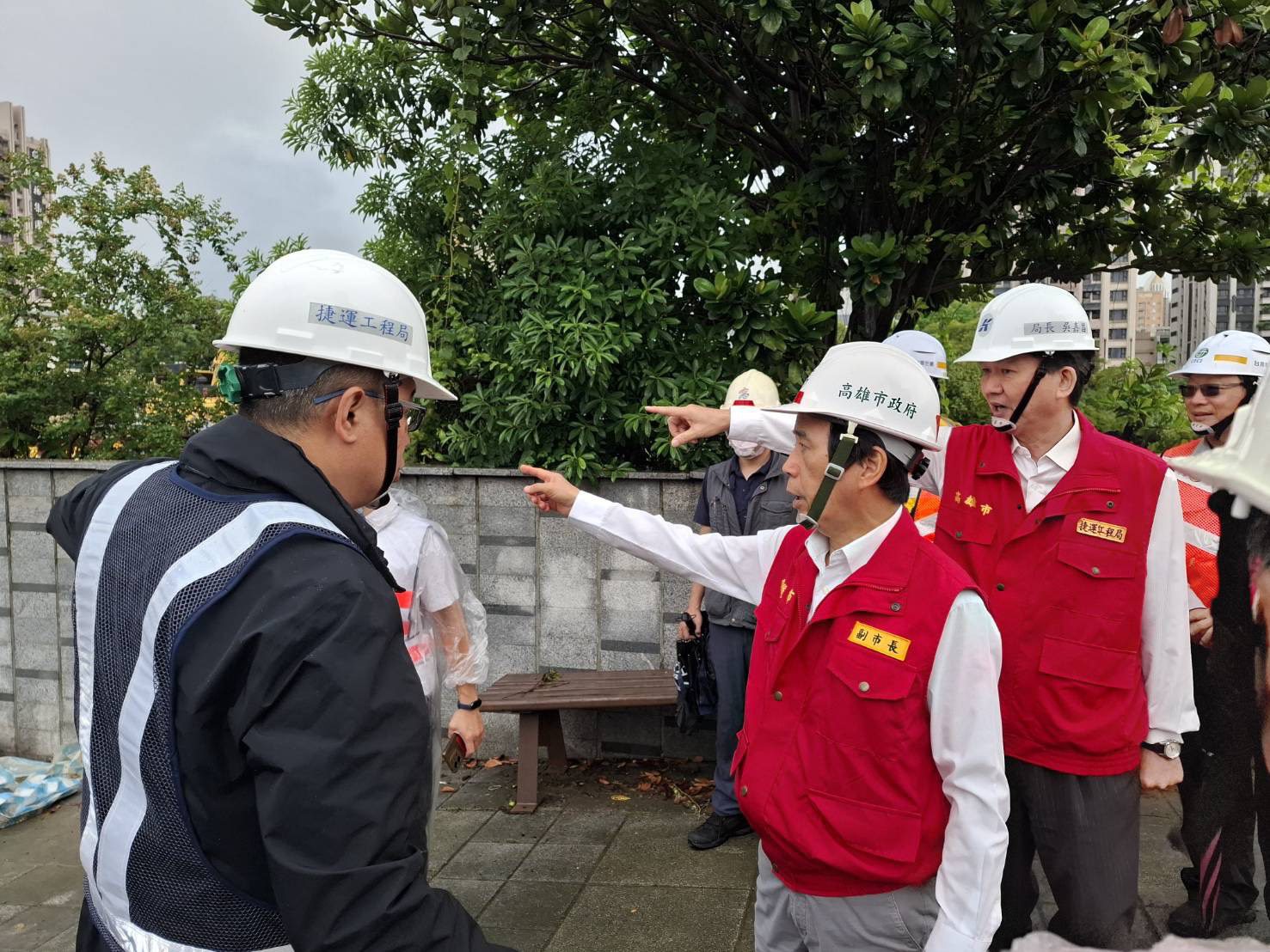 颱風來襲！高市公園處強化護樹 做好防颱準備