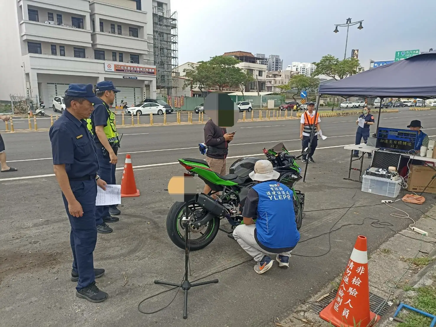 環警監聯合稽查 改裝噪音車無所遁形 環警監聯合稽查 改裝噪音車無所遁形