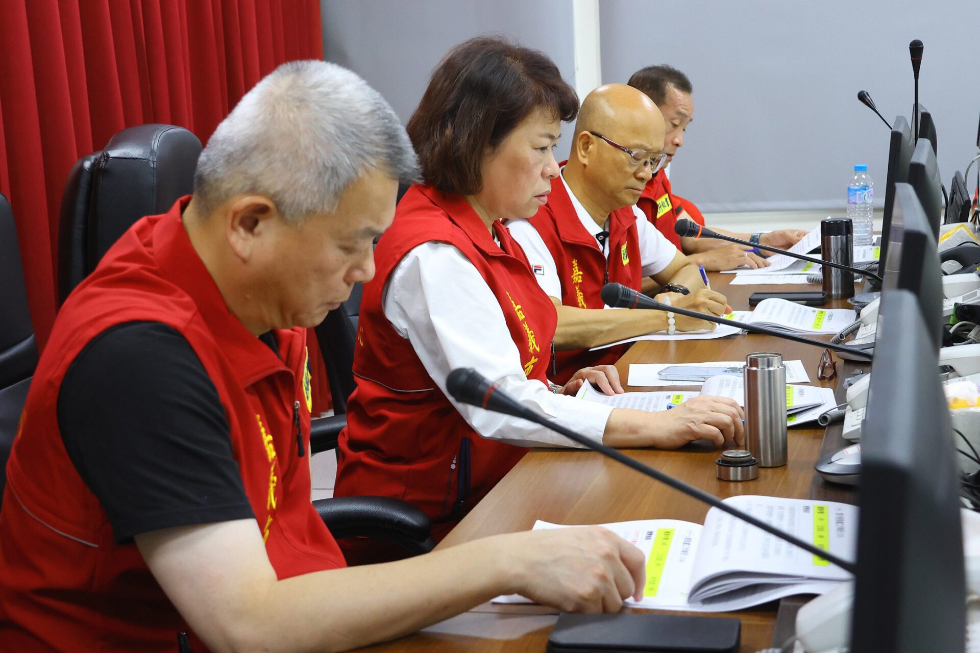 颱風強襲！黃敏惠率嘉市府團隊連夜應變　全力動員投入災後重建