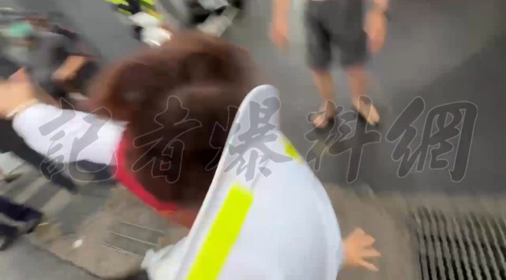 快訊/嘉義市長黃敏惠出事了!慰問災民「重摔」倒地 快訊/嘉義市長黃敏惠出事了!慰問災民「重摔」倒地