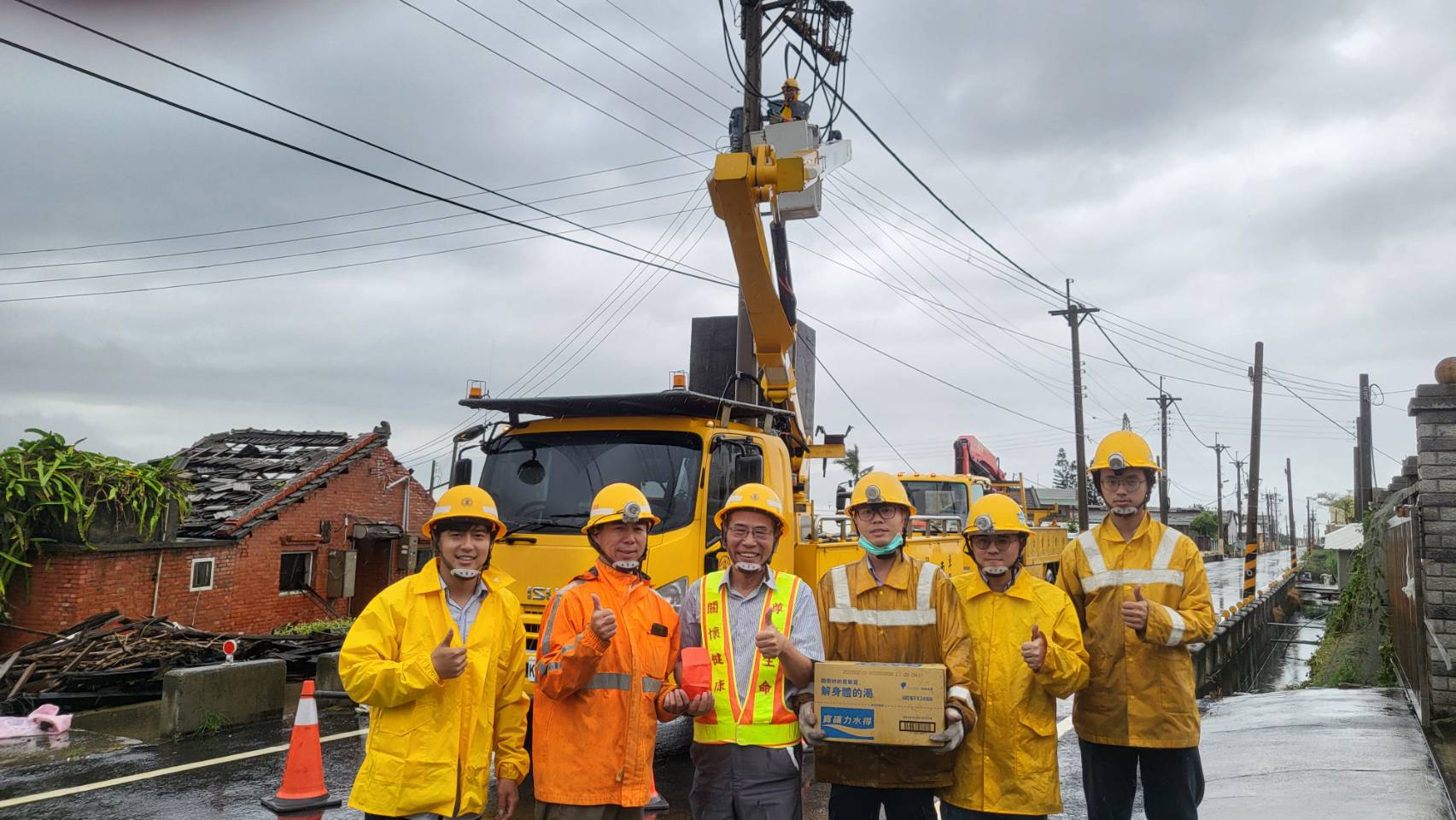 雲嘉南災情慘重 台電桃園區處出動152人次南下搶修
