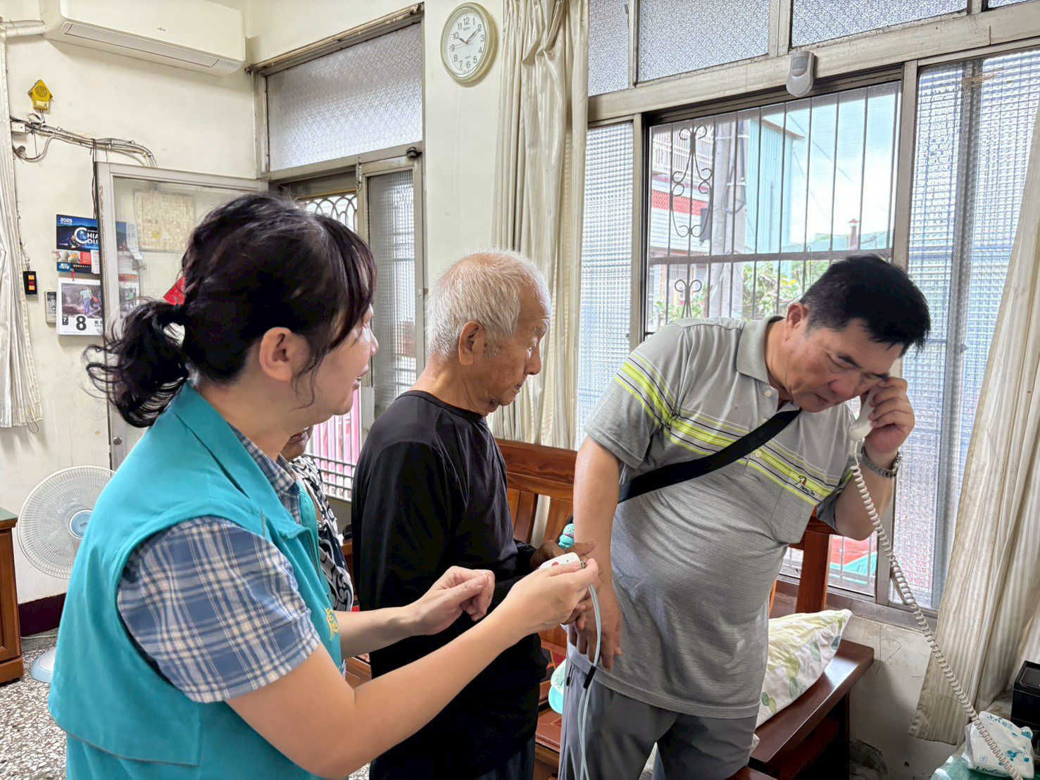 丹娜絲颱風災情嚴重　嘉榮服處慰訪災損榮民、眷