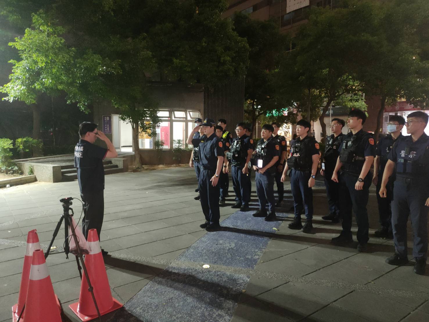 桃園環警監守護城市安寧 聯手取締噪音車、無照駕駛