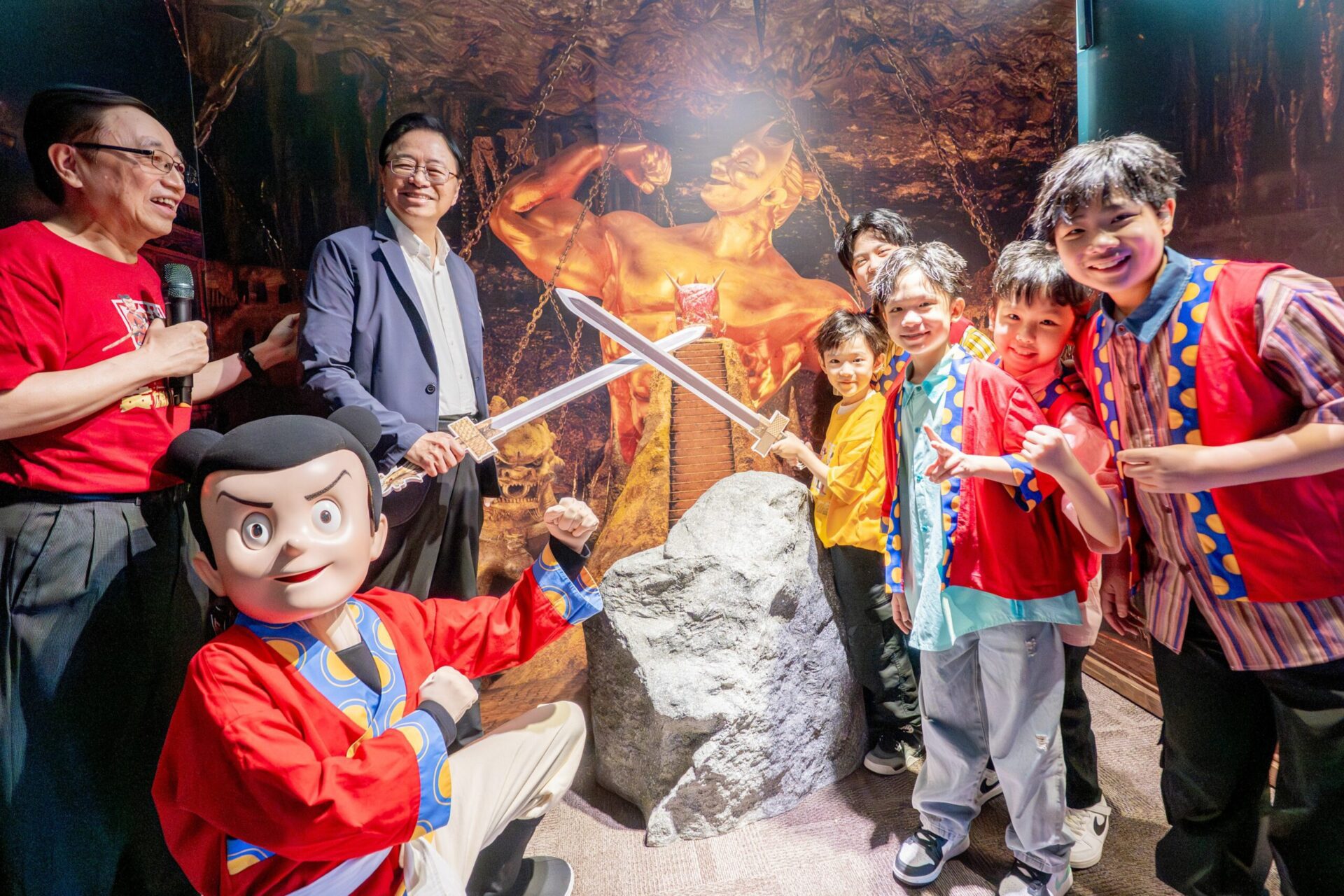 經典本土漫畫再現!「少年英雄—諸葛四郎展」桃園總圖開幕 經典本土漫畫再現!「少年英雄—諸葛四郎展」桃園總圖開幕