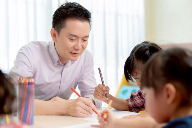 鄭朝方率竹北育兒後援隊　五類專家進駐三區展開0至6歲兒童發展諮詢服務