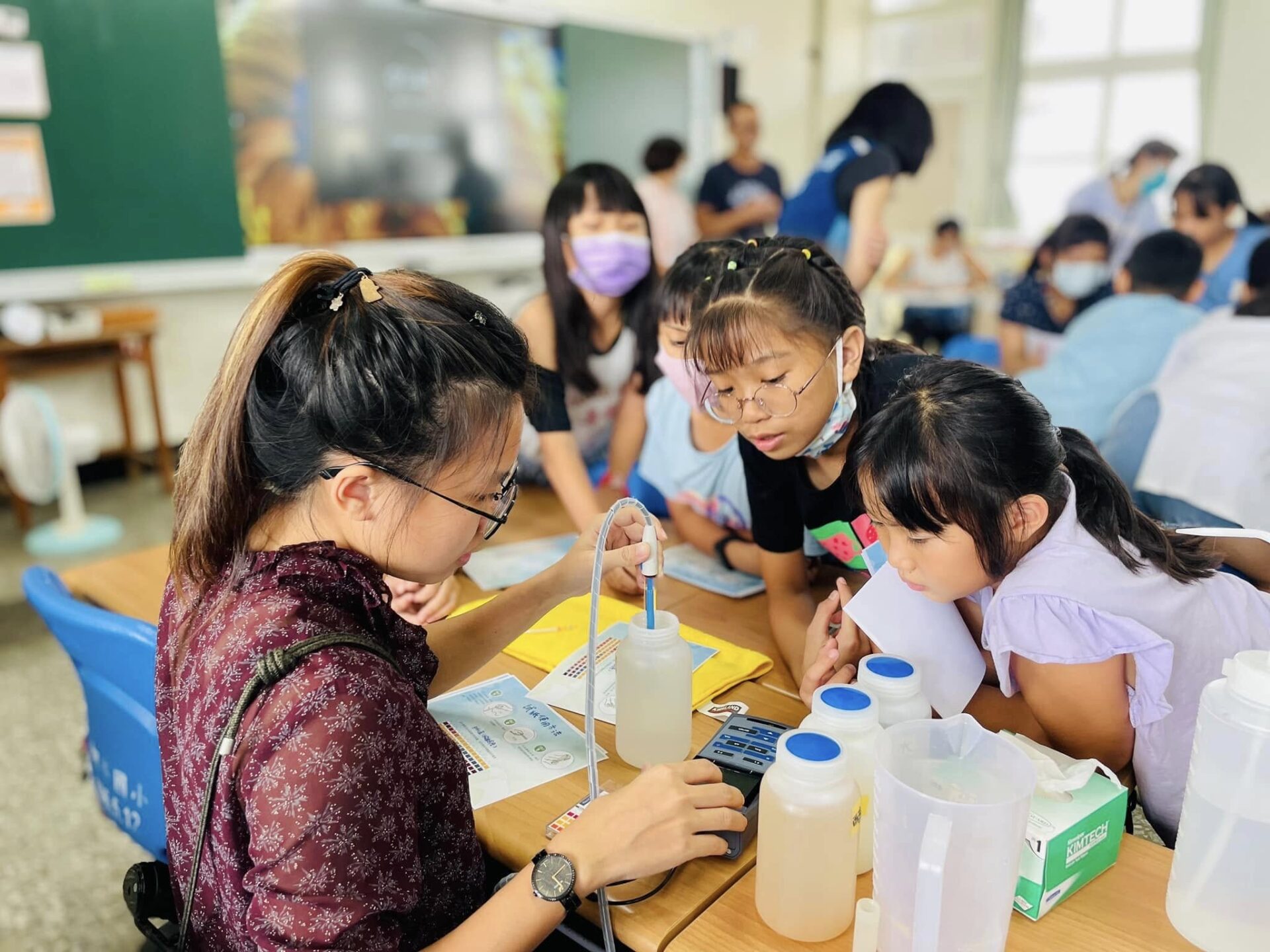 海保署「海域水質檢測體驗營」即起開放報名 邀學童揭開瓶中信神秘訊息