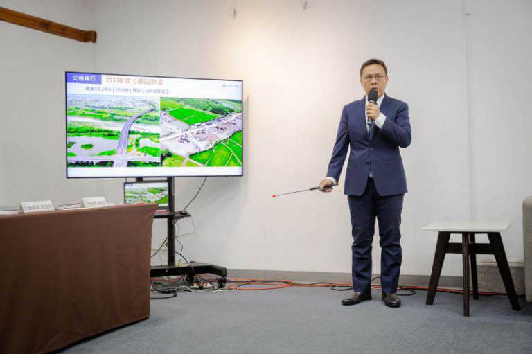 兌現高虹安市長「交通暢行」願景!竹市交通改善施政成果 邱臣遠代理市長:持續實現智慧交通目標 兌現高虹安市長「交通暢行」願景!竹市交通改善施政成果 邱臣遠代理市長:持續實現智慧交通目標