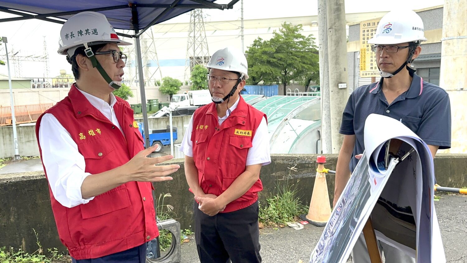 颱風環流致豪雨  陳其邁視察典寶溪防洪工程