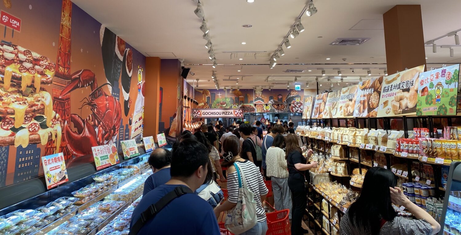 LOPIA夢時代盛大開幕 引爆黑毛和牛搶購熱潮 – 夢時代購物中心