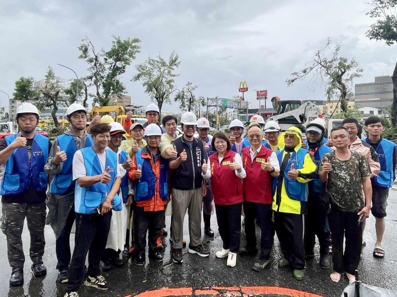 嘉義市災後重建見真情　黃敏惠讚盧秀燕領軍建設局專業救援