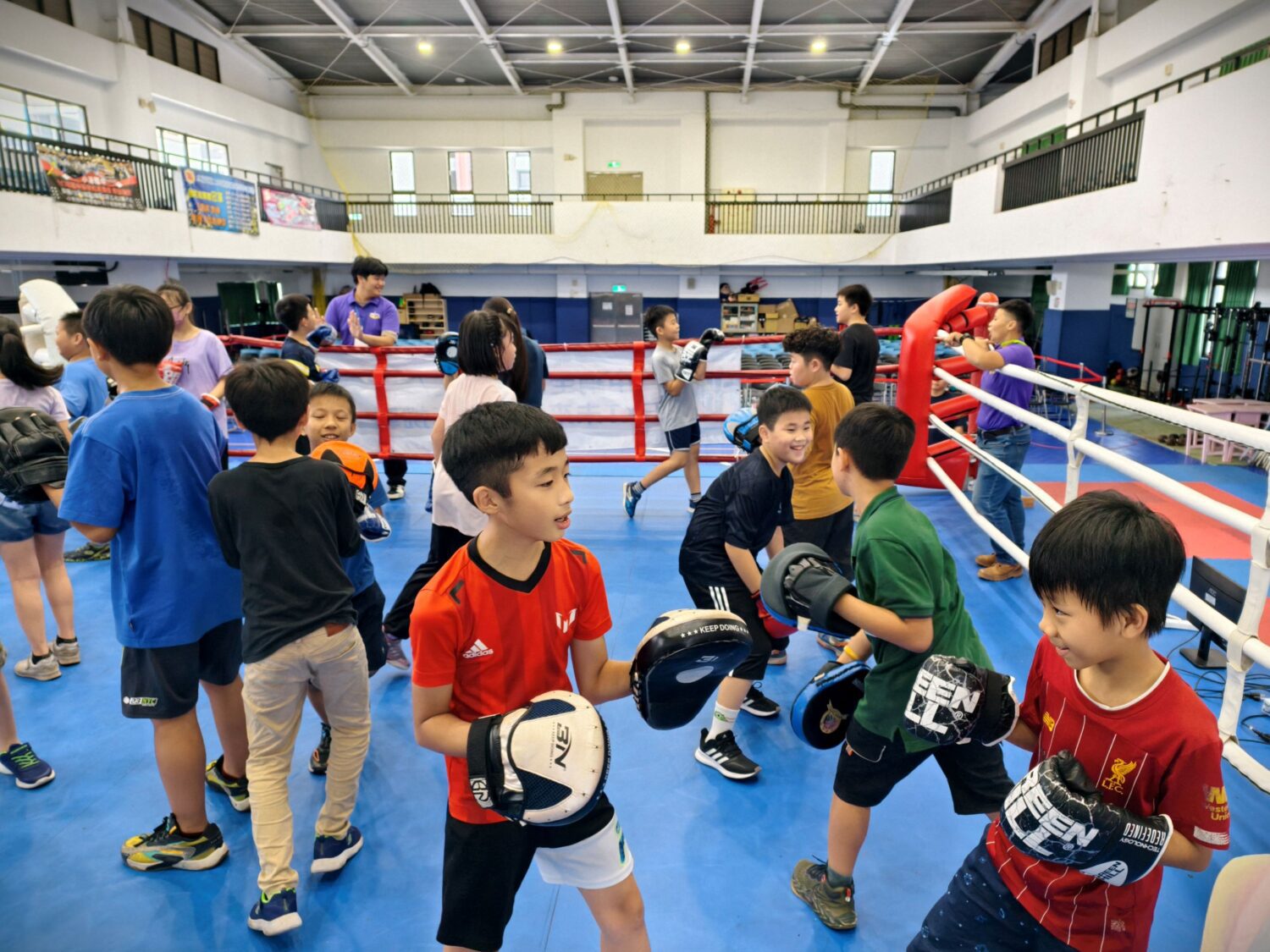 中鋼、中碳聯手小港國中 舉辦「114年中鋼全能智慧王夏令育樂營」
