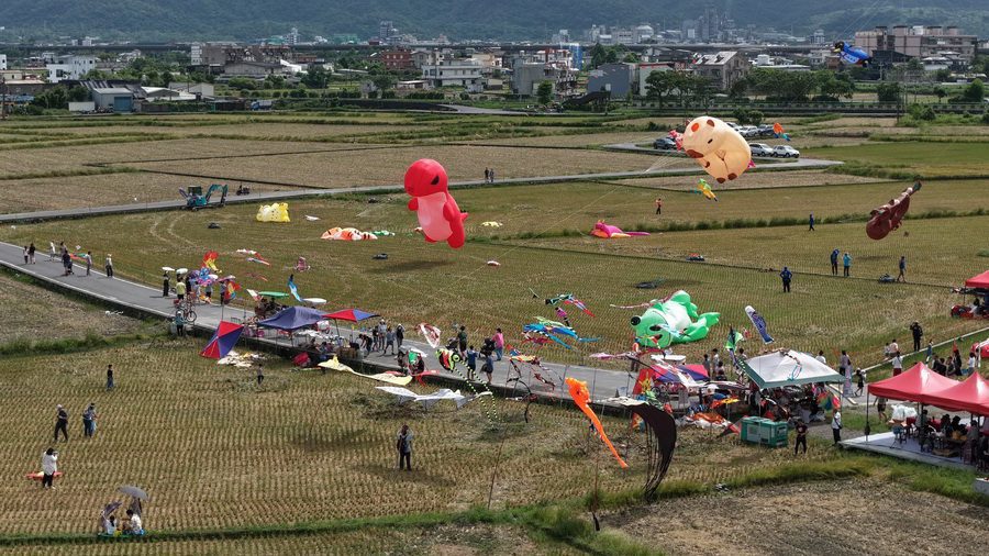 影音/地面與天空都熱鬧 各式風箏令人驚喜連連