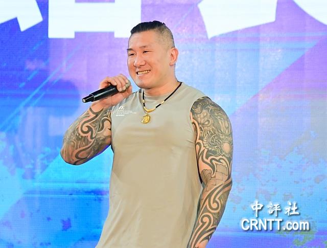 館長:颱風就讓南台灣停電一周還抗啥中? 館長:颱風就讓南台灣停電一周還抗啥中?