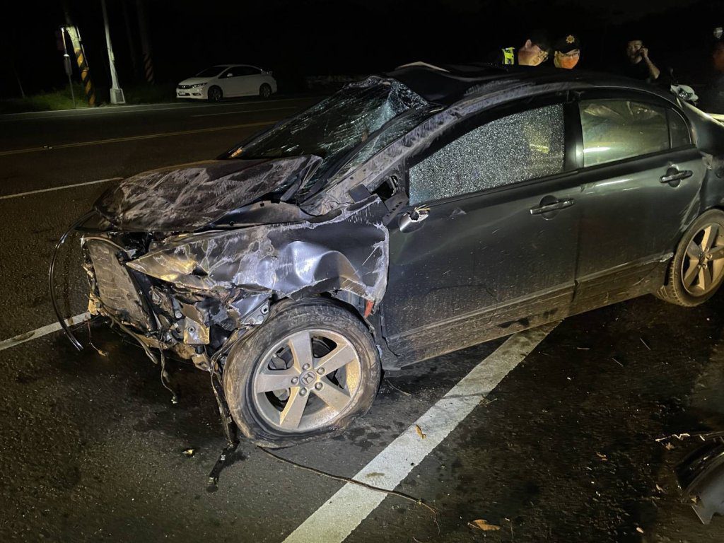 台南深夜驚傳死亡車禍！25歲男疑跟父吵架開車出門　開無牌車自撞命危