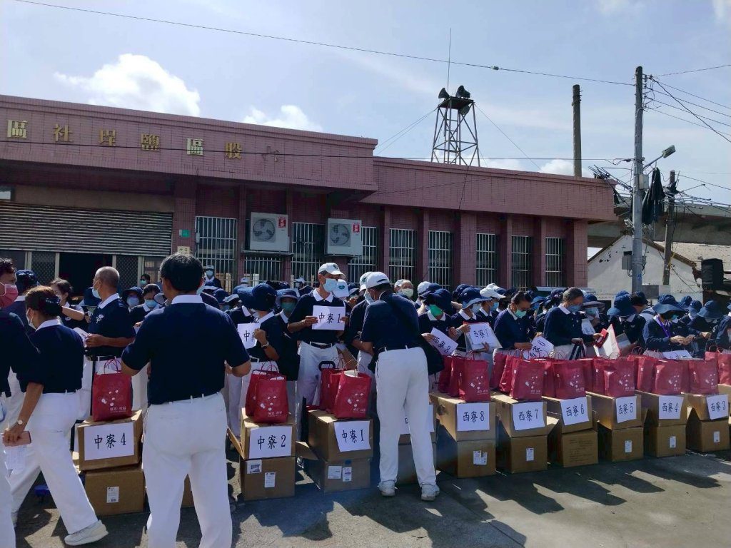 丹娜絲颱風重創南台！中央日夜搶修協助復原　志工齊心災後重建暖人心