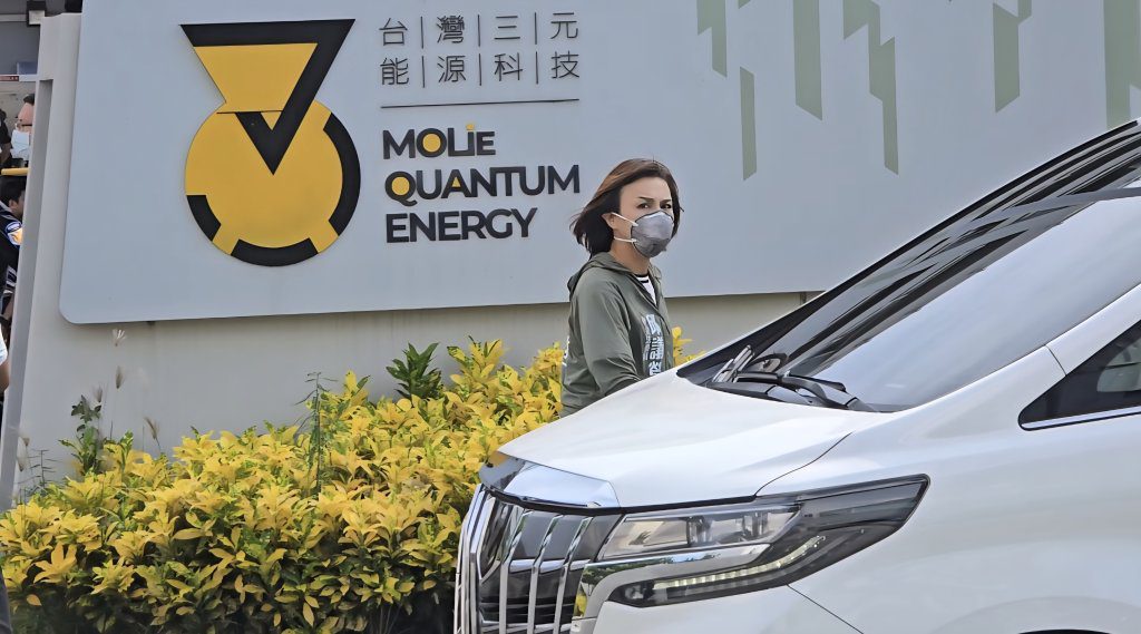 直擊／邱議瑩與陳其邁「完美錯過」！20mins快閃三元能源