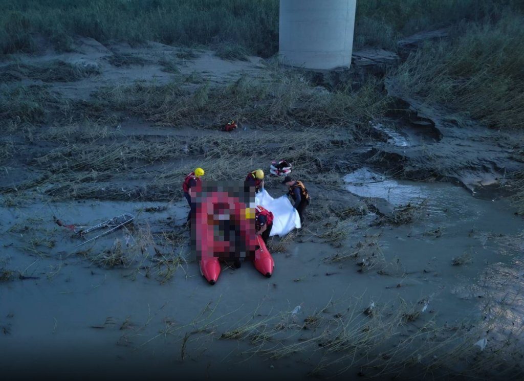 快訊/台南大內驚傳溺水!62歲男獨自離家未歸…橋上留遺物 尋獲已成冰冷遺體 快訊/台南大內驚傳溺水!62歲男獨自離家未歸…橋上留遺物 尋獲已成冰冷遺體