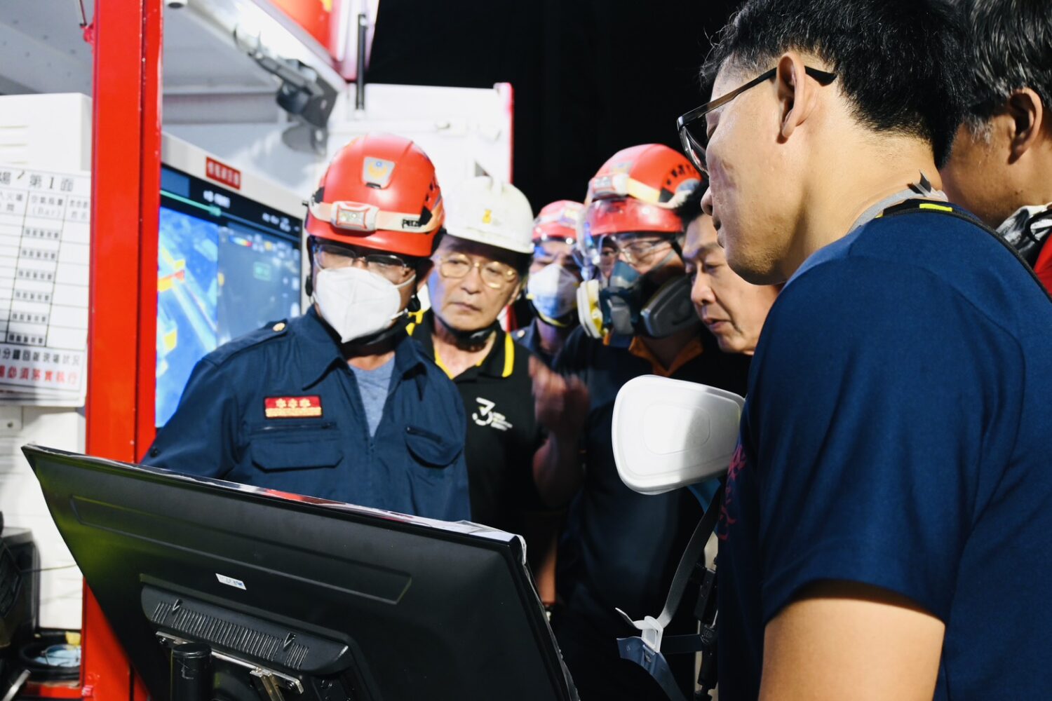 高雄三元鋰電廠火災 許智傑提出三大訴求 高雄三元鋰電廠火災 許智傑提出三大訴求