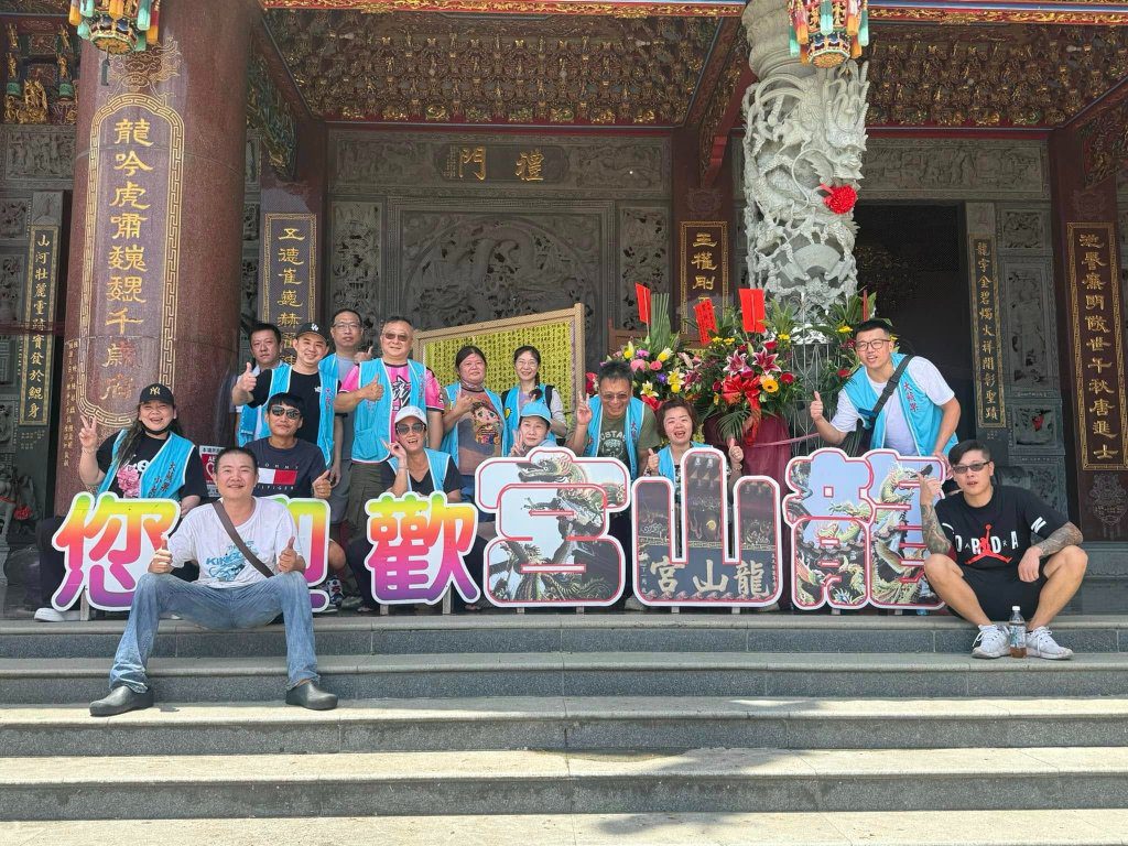 丹娜絲颱風重創南台!志工日夜搶修、義廚熱食送暖 「大蘋果小太陽」團隊暖心挺進七股災區 丹娜絲颱風重創南台!志工日夜搶修、義廚熱食送暖 「大蘋果小太陽」團隊暖心挺進七股災區