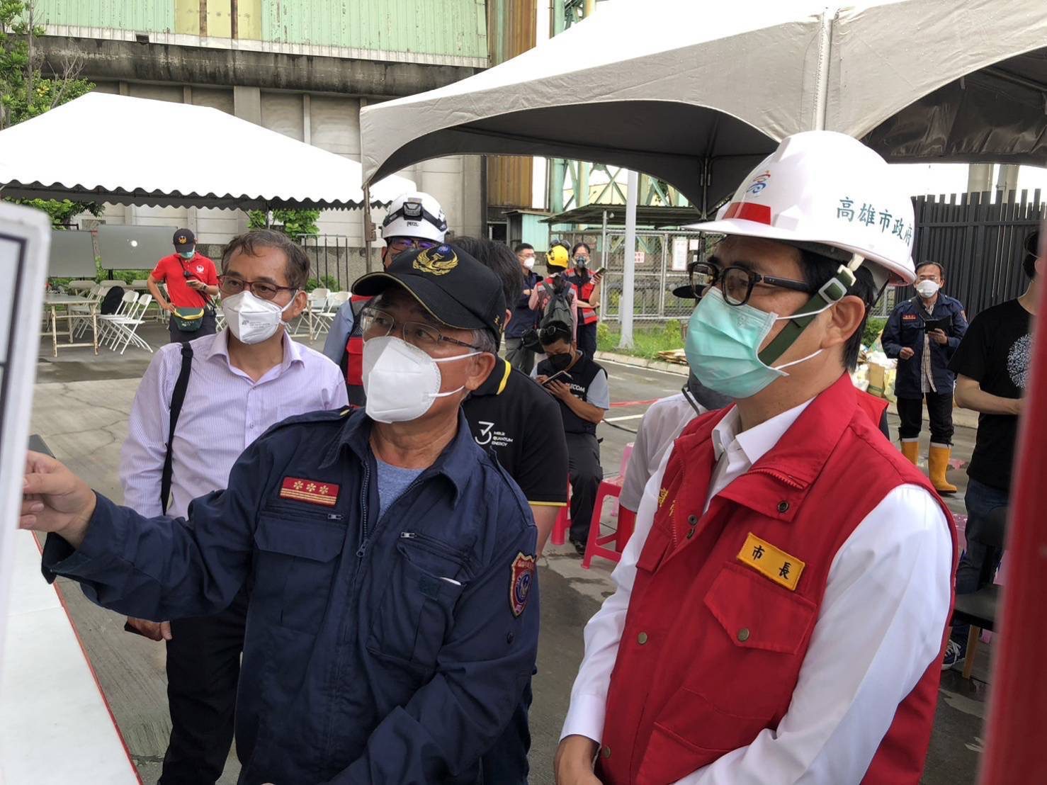 小港三元能源火災撲滅！消防局112車240人24小時奮戰守護市民安全