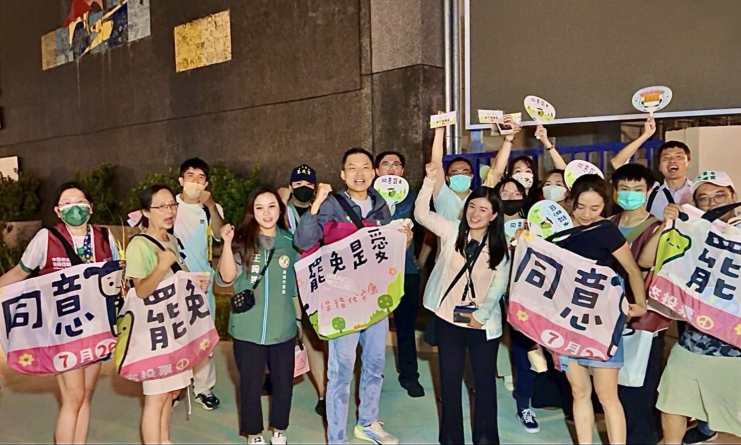 民進黨高市黨部主委黃文益高雄出發一路向北　力挺罷免民主戰車前進雲林、台中火力全開！