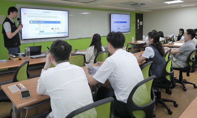 大專青年預聘 計畫說明會歡迎企業踴躍報名 大專青年預聘 計畫說明會歡迎企業踴躍報名