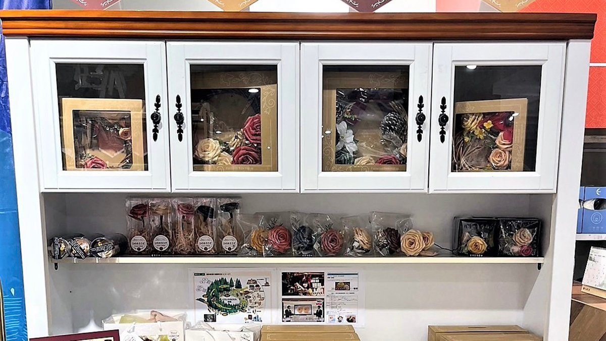 森林的溫柔綻放 台中展售日本新潟「檜木玫瑰花」 傳遞永續與公益價值