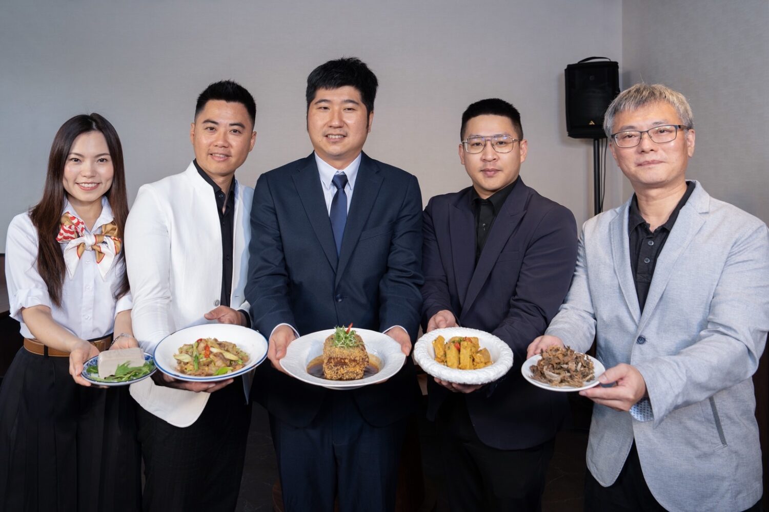 「煞猛」客家菜台中上菜 膳馨轉譯呈現新風味 「煞猛」客家菜台中上菜 膳馨轉譯呈現新風味