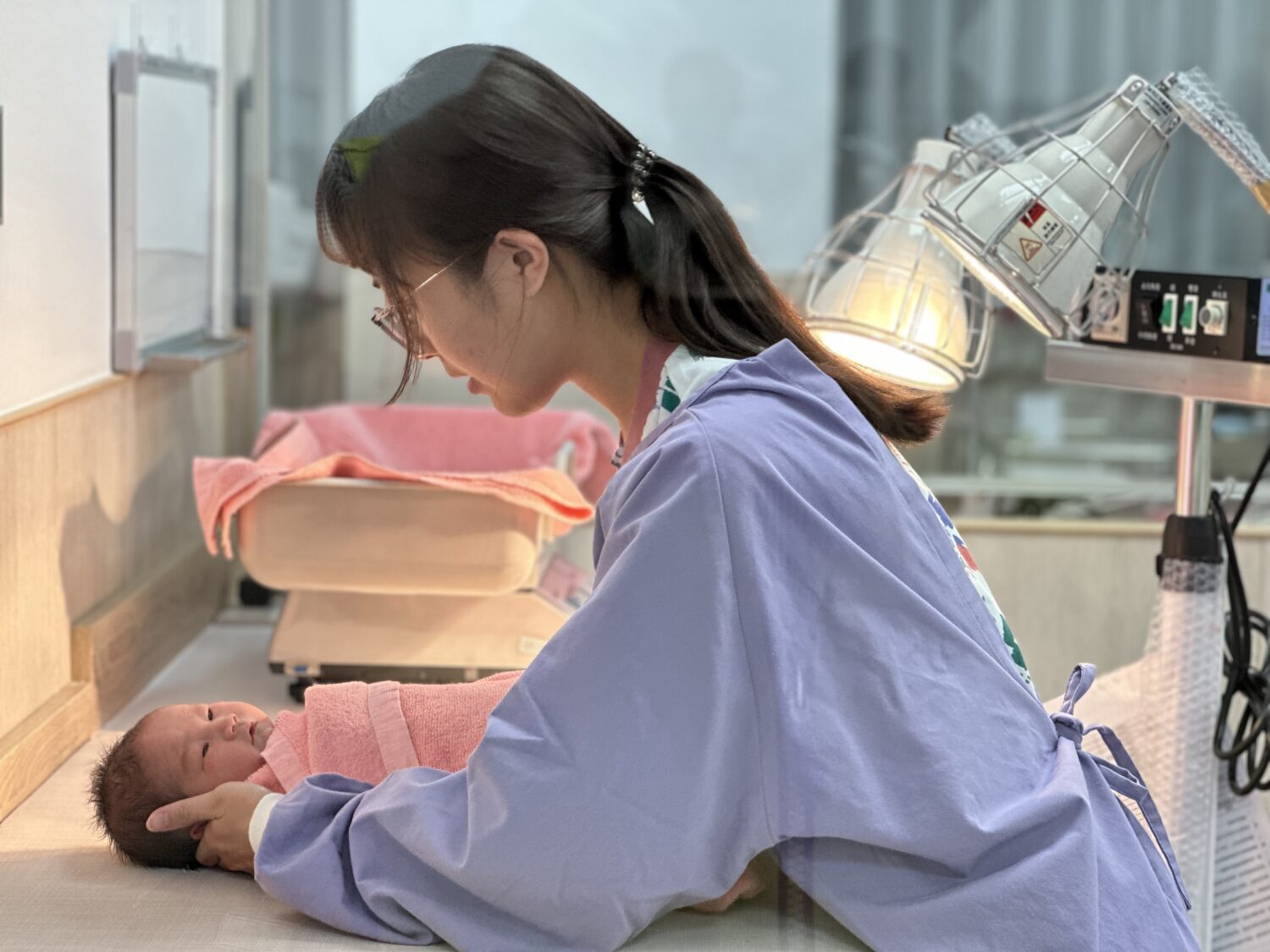 高雄秀傳團隊合作完成高風險高齡產婦剖腹產