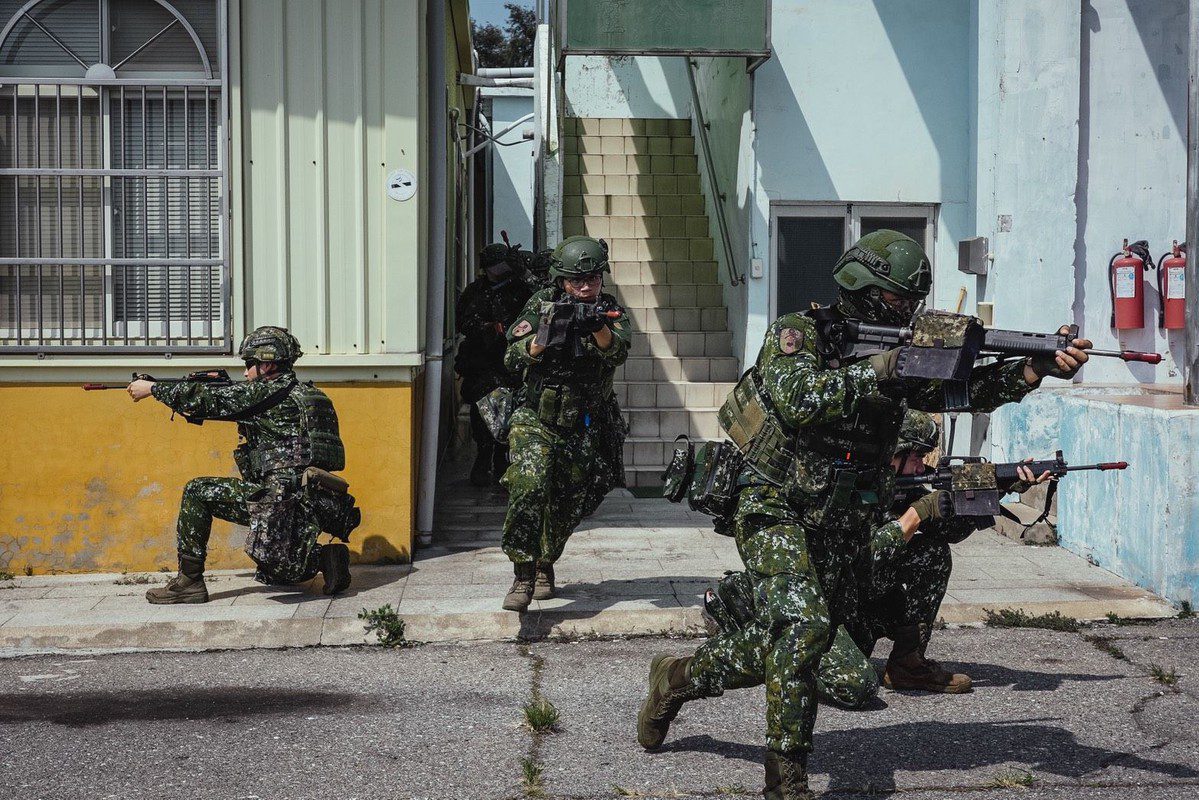 金防部烈嶼守備大隊實施逐次抵抗與砲陣地轉移演練