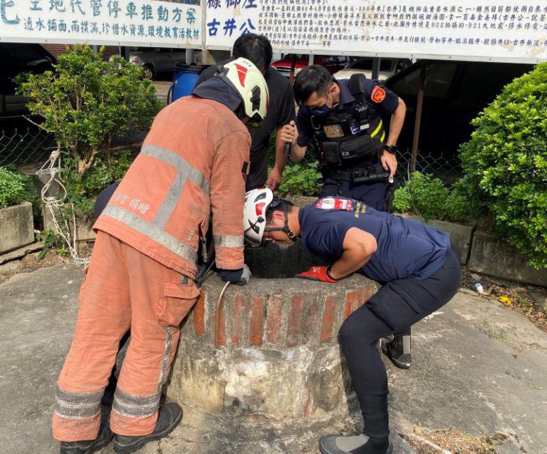 見義勇為!三國中生機警通報警消救出墜井婦人 邱臣遠代理市長感謝民力合作 見義勇為!三國中生機警通報警消救出墜井婦人 邱臣遠代理市長感謝民力合作