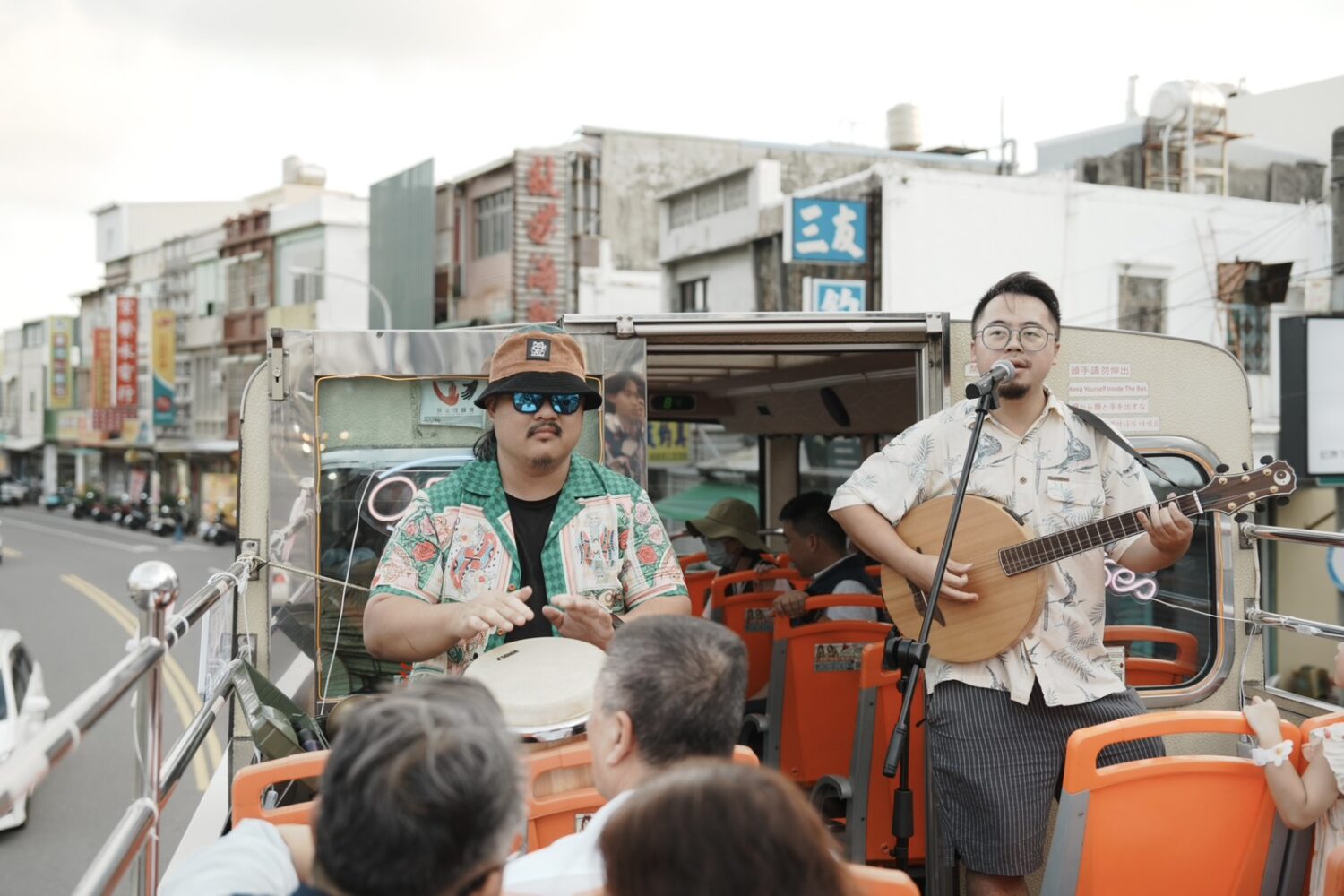 墾丁夏夜新玩法!屏東限定雙層觀光巴士 7/18開跑 墾丁夏夜新玩法!屏東限定雙層觀光巴士 7/18開跑
