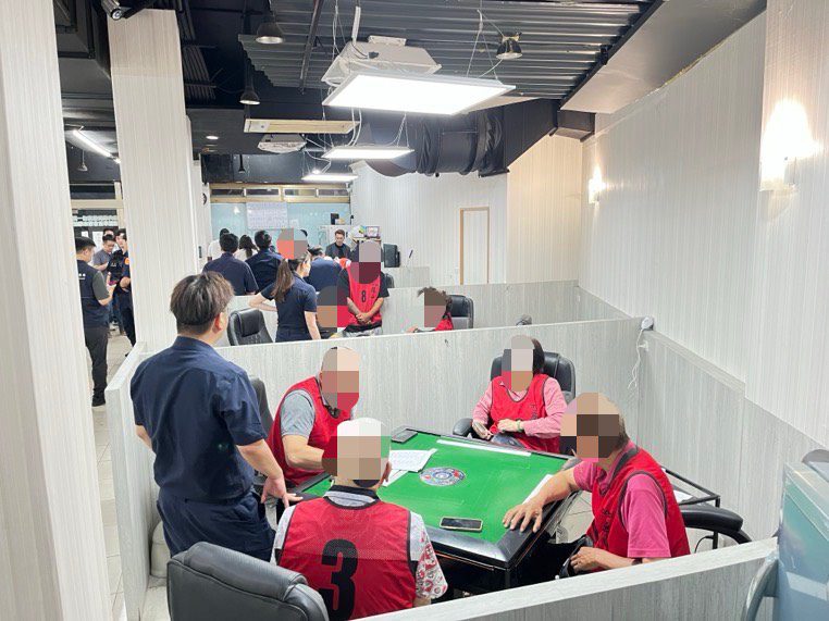 龜山警雷厲掃黑 查獲棋牌社「掛羊頭賣狗肉」經營賭場