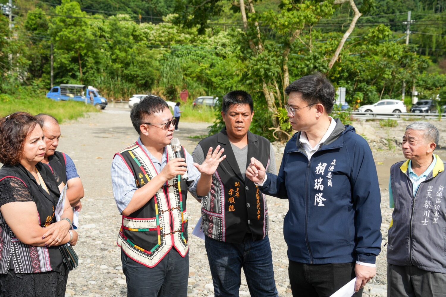 立委賴瑞隆前進那瑪夏 勘災關注民生建設