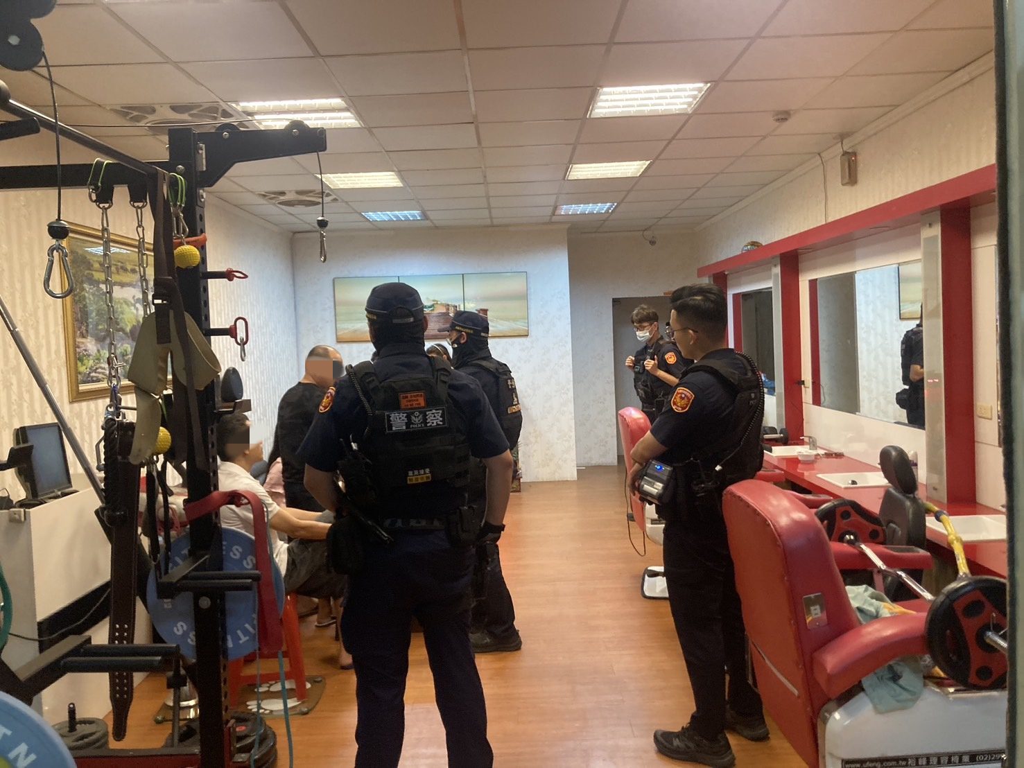 半套性交易藏身中壢養生館 壢警強力掃黃查扣不法所得