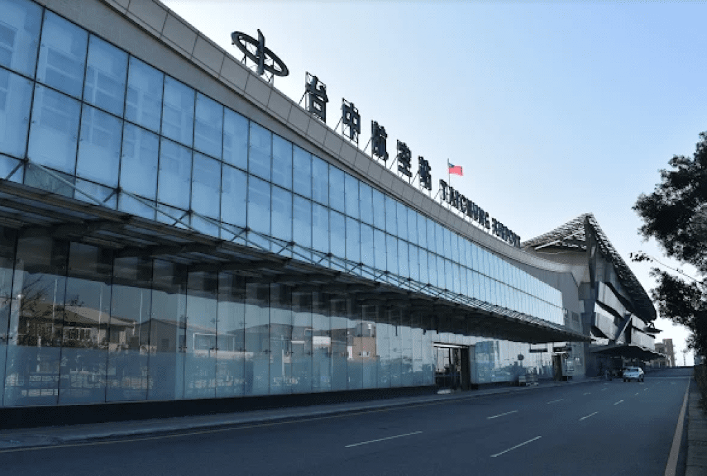 受颱風「薇帕」影響　星宇航空明日台灣往返香港、澳門航班全日取消