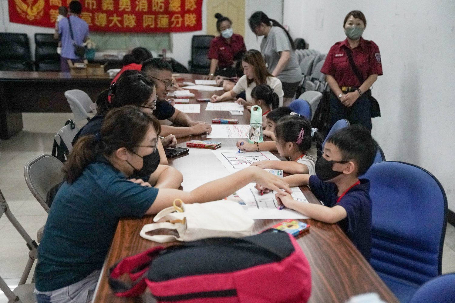 2025年北高雄「Fun暑假消防體驗營」民眾讚譽不絕! 2025年北高雄「Fun暑假消防體驗營」民眾讚譽不絕!