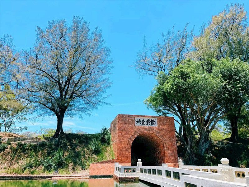 【台南感恩季】台電英雄免費遊古蹟!颱風搶修後的文化療癒之旅 【台南感恩季】台電英雄免費遊古蹟!颱風搶修後的文化療癒之旅