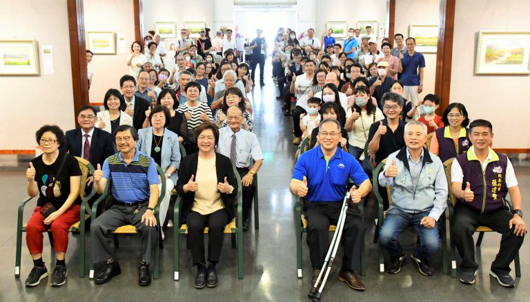 蔡錫和「色彩命盤」水彩畫與命理學的邂逅 作品義賣助伯立歐家園 蔡錫和「色彩命盤」水彩畫與命理學的邂逅 作品義賣助伯立歐家園