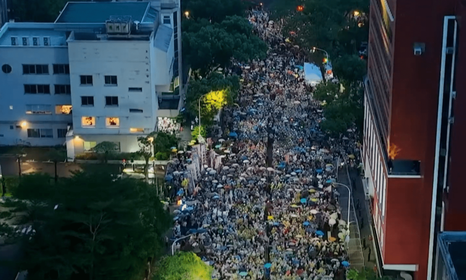 從台青自詡「厭世代」看賴清德兩次「死亡交叉」及深遠影響 從台青自詡「厭世代」看賴清德兩次「死亡交叉」及深遠影響