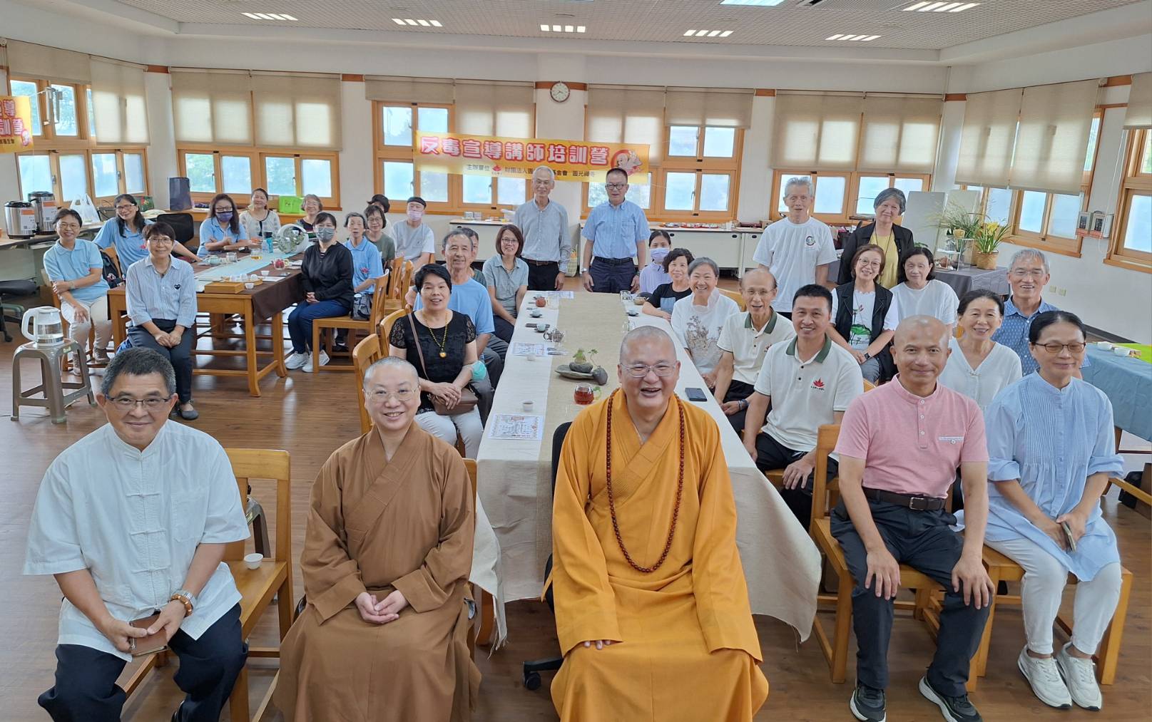 圓光基金會「反毒講師培訓營」 融入禪意書畫與茶香
