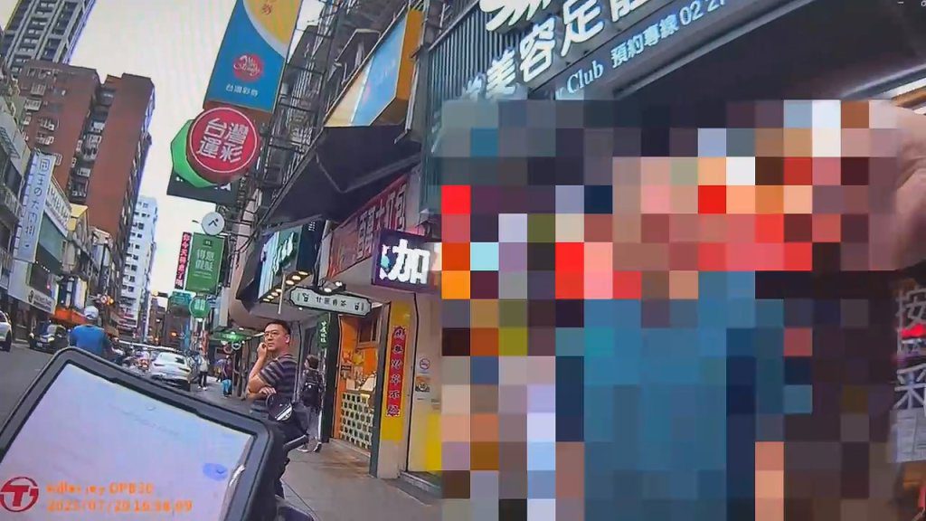 頻問黃線停車時間遭勸離　台北男嗆警「有牌流氓」慘遭逮