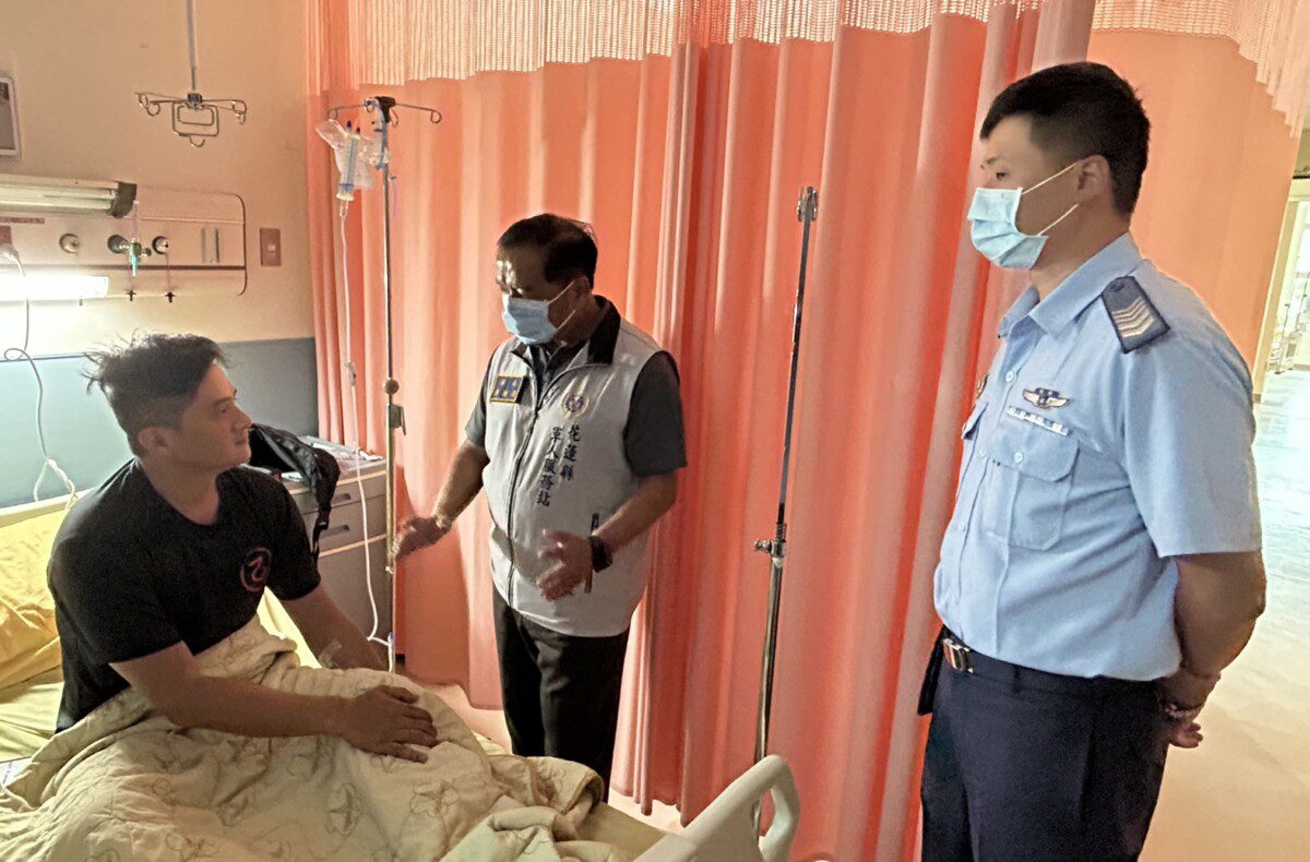 執行漢光因公受傷 軍人服務站慰勉致意