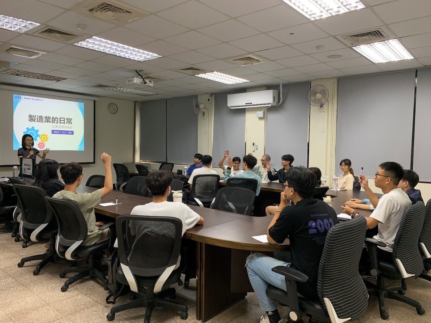 高雄青年失業率創六都新低 產業轉型政策展現成效 高雄青年失業率創六都新低 產業轉型政策展現成效