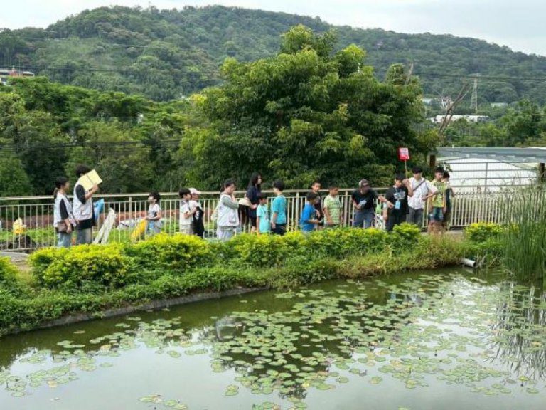 文化局攜手家扶學童走讀新埔　吳濁流小旅行激發文學創作力