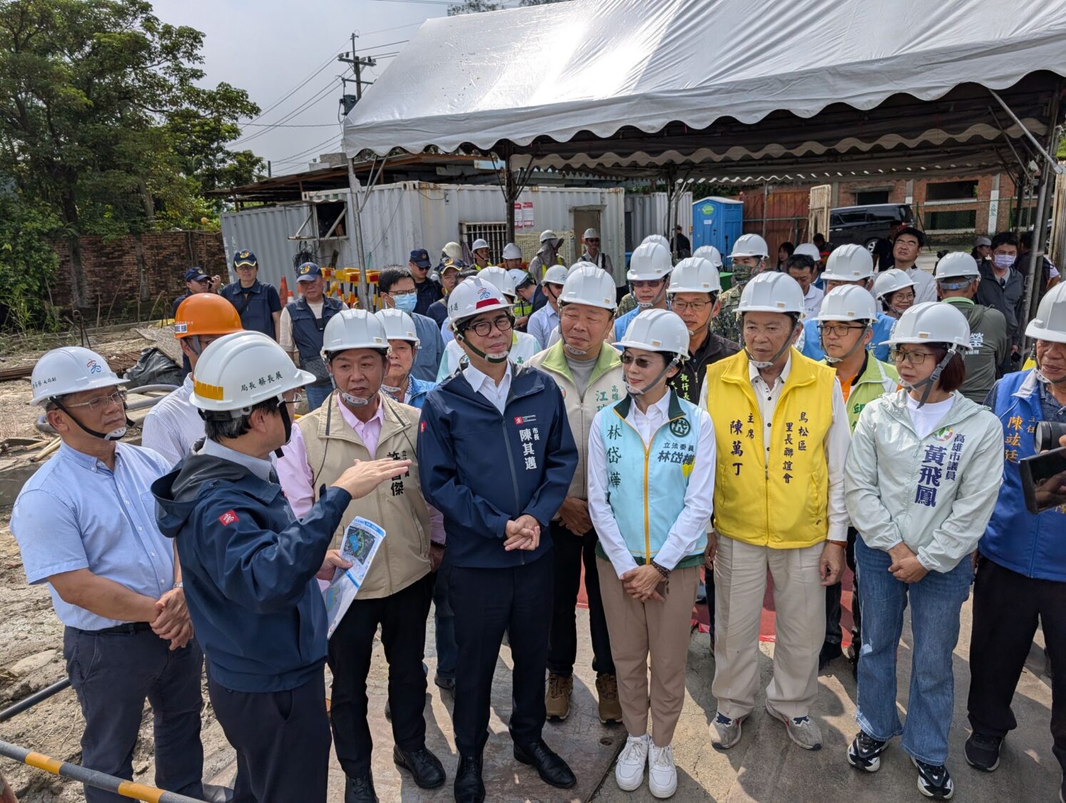 視察十九灣滯洪池 陳其邁期勉加速推動提前發揮防洪效益 視察十九灣滯洪池 陳其邁期勉加速推動提前發揮防洪效益