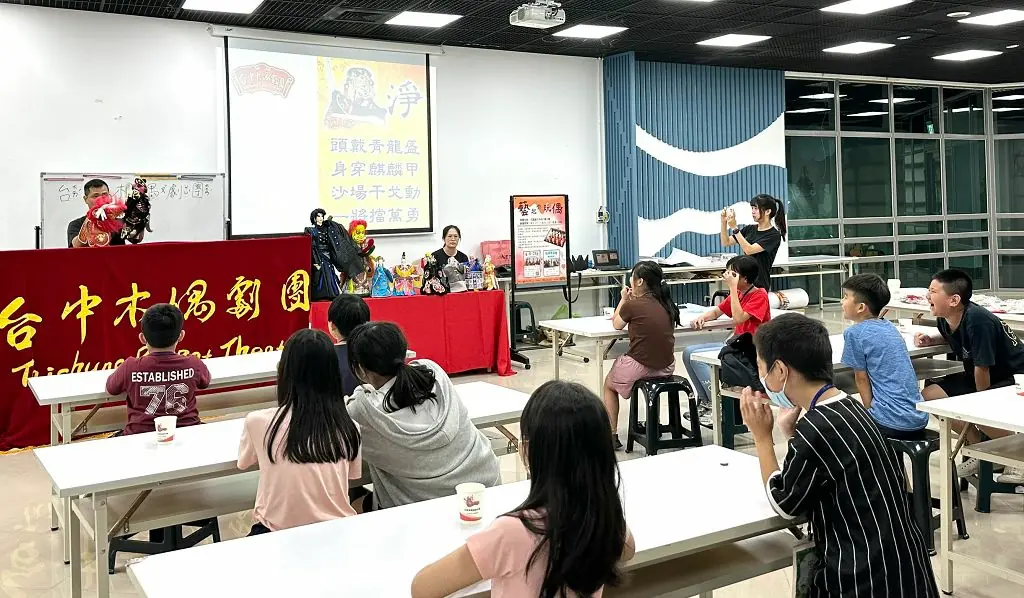 科技跨藝特展觀展倒數 屯藝中心邀企業支持藝術公益 科技跨藝特展觀展倒數 屯藝中心邀企業支持藝術公益