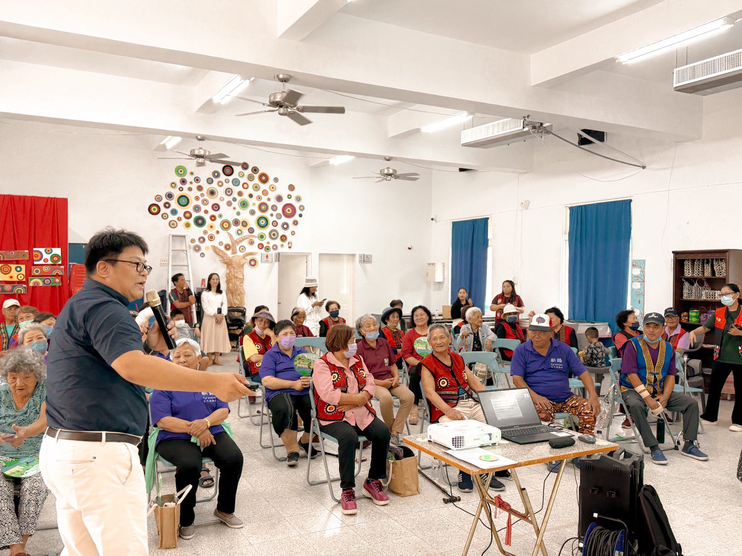 屏縣府推動母語宣導 走進山林部落 用族語說水保