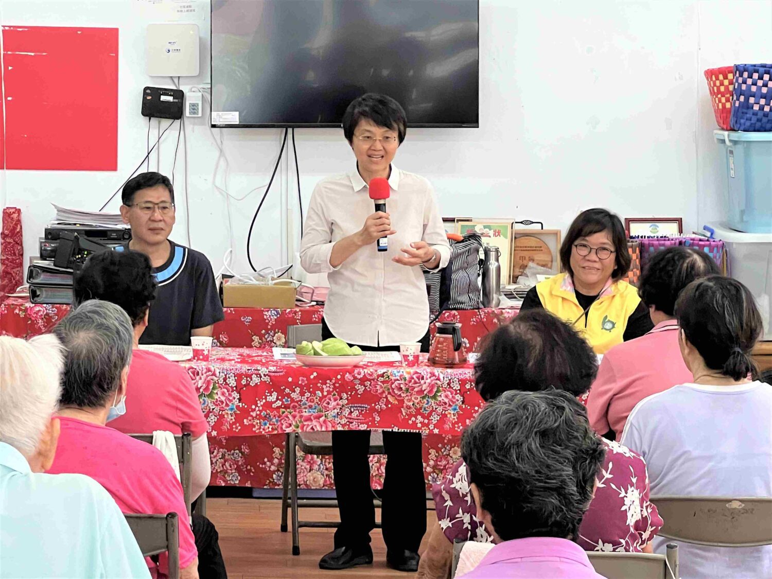 古秀妃主委古訪視六龜聆聽民意 支持地方建設與文化傳承 古秀妃主委古訪視六龜聆聽民意 支持地方建設與文化傳承